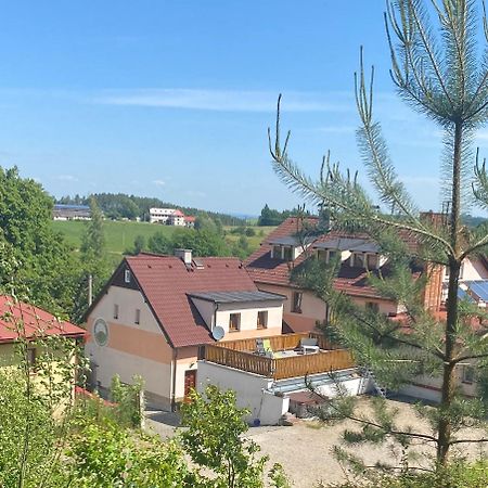 Penzion Pod Ždánovem Nezdice Exterior foto