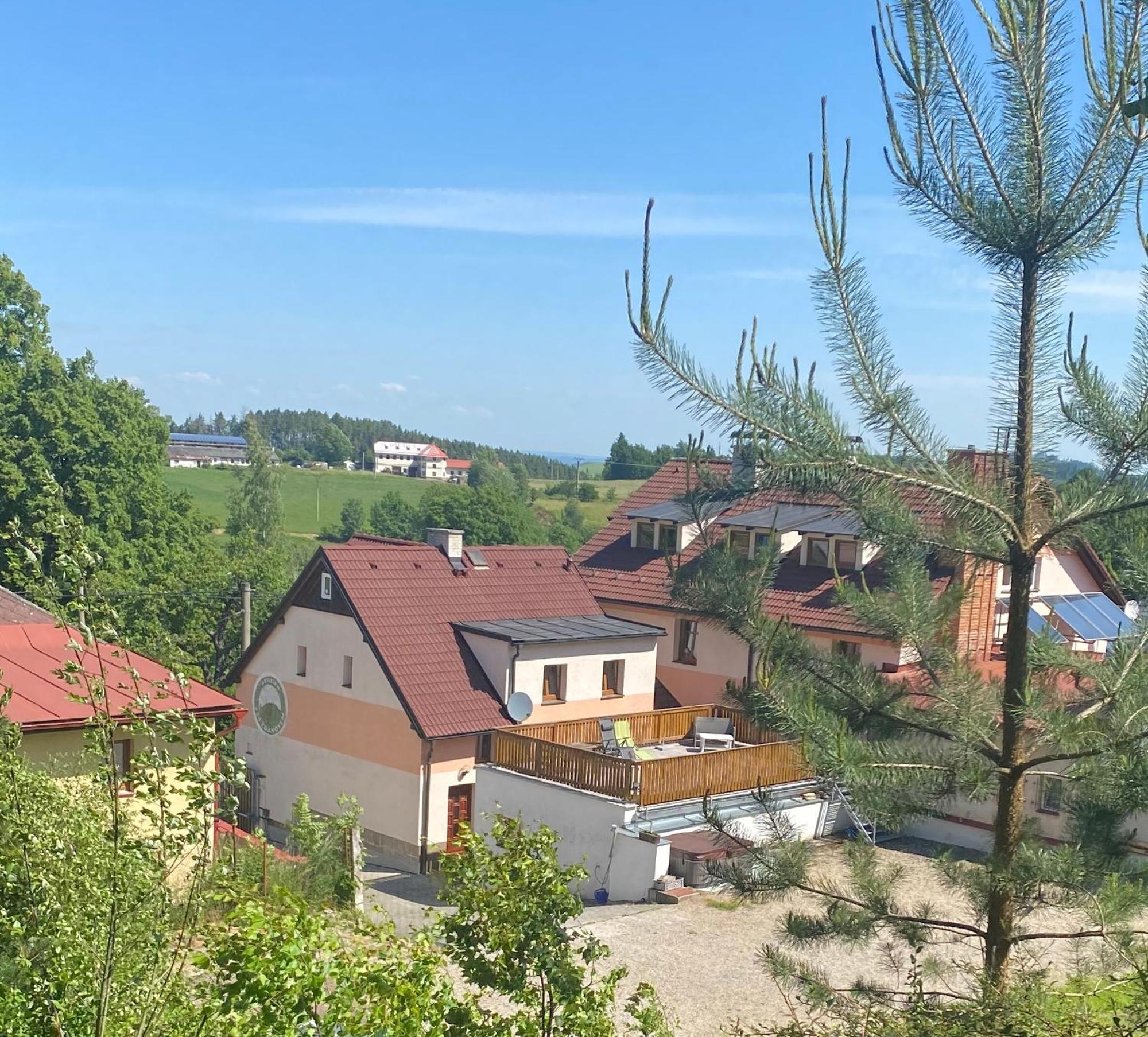 Penzion Pod Ždánovem Nezdice Exterior foto